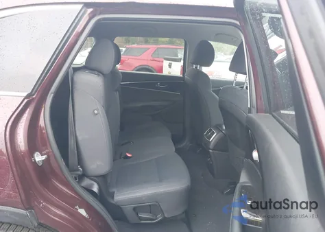 2019 Kia Sorento 2.4L Lx z USA, uszkodzony, nr VIN 5XYPGDA34KG448765